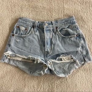 501 Levi’s Jean Shorts